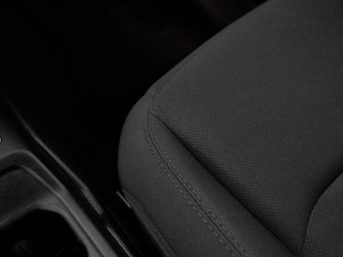 Used 2020 Jeep Gladiator Sport image 27