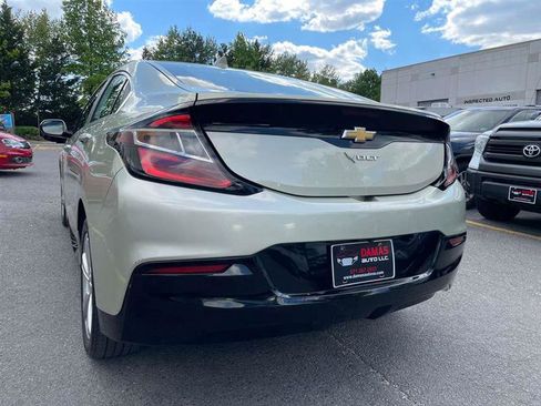 Used 2017 Chevrolet Volt LT w/ Comfort Package FWD image 43