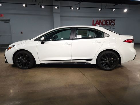 New 2026 Toyota Corolla SE image 4