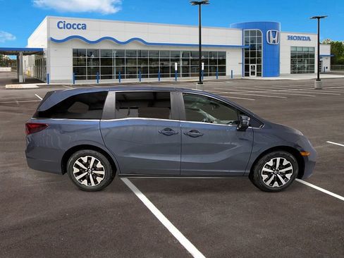 New 2026 Honda Odyssey EX-L image 7