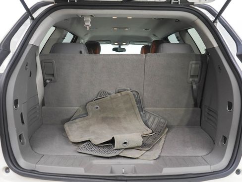 Used 2015 Chevrolet Traverse LT w/ Style and Technology Package AWD/4WD image 9