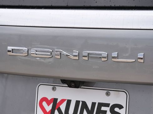 New 2026 GMC Yukon Denali w/ Sun & Power Step Package AWD/4WD image 13