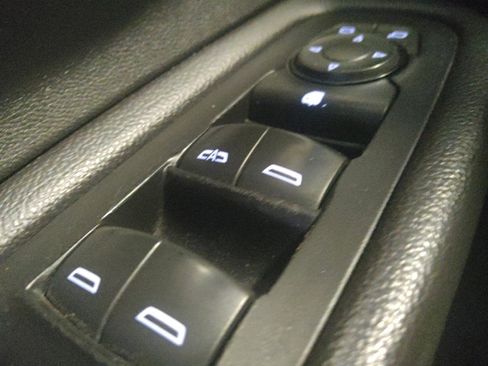 Used 2018 GMC Terrain SLE FWD image 27