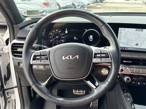 Used 2023 Kia Telluride SX Prestige image 19