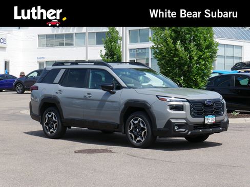 Used 2026 Subaru Outback Touring AWD/4WD image 1