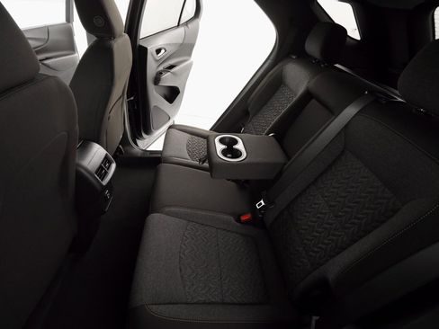 Used 2023 Chevrolet Equinox LT w/ Driver Convenience Package image 16