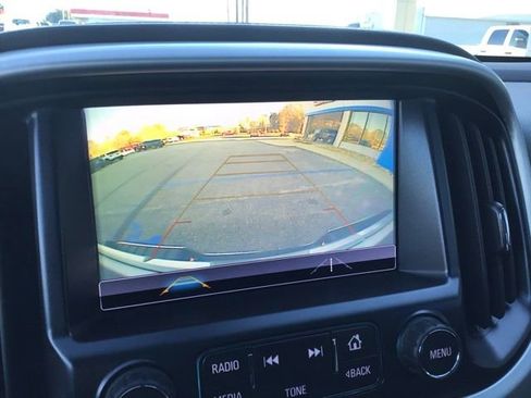 Used 2018 GMC Canyon SLE w/ Trailering Package image 13