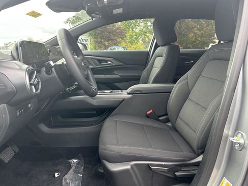 New 2026 Chevrolet Equinox EV LT image 19