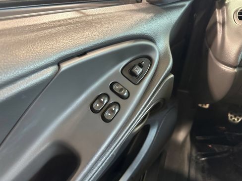 Used 2001 Ford Mustang GT RWD image 12