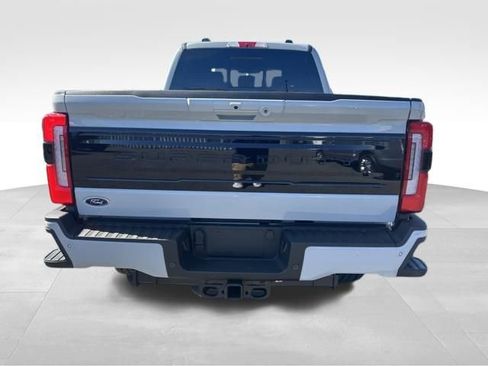 New 2026 Ford F250 Platinum image 4