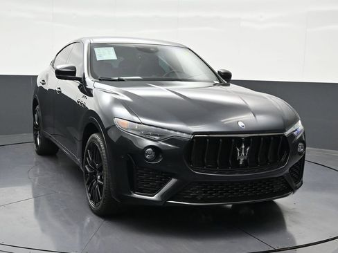 Used 2022 Maserati Levante Modena AWD/4WD image 7