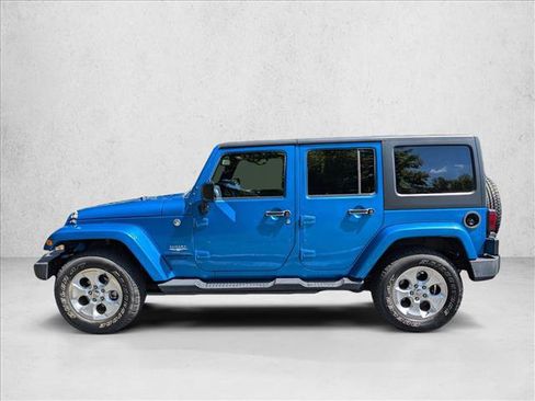 Used 2015 Jeep Wrangler Unlimited Sahara w/ Max Tow Package AWD/4WD image 7