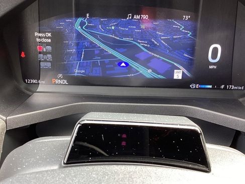 Used 2025 Ford Explorer Platinum w/ LUX Leather Package image 11