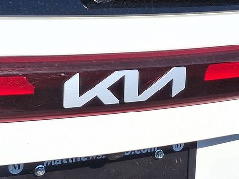 Used 2024 Kia Seltos S AWD/4WD image 31