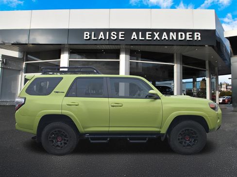 Used 2022 Toyota 4Runner TRD Pro AWD/4WD image 2