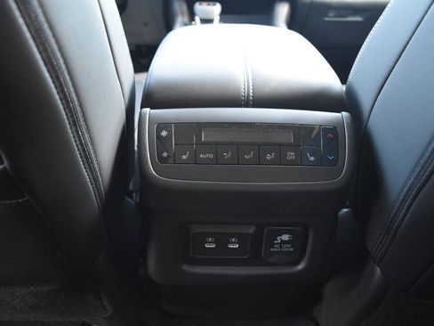 New 2026 Nissan Pathfinder Platinum w/ Accent Package FWD image 57