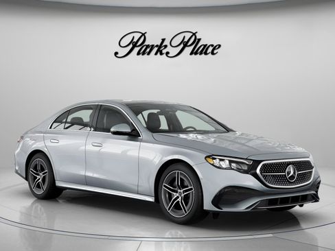 Used 2026 Mercedes-Benz E 350 Sedan image 32
