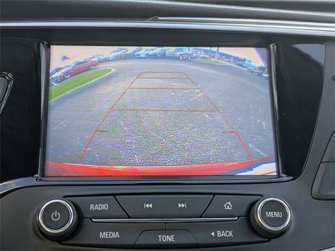 Used 2020 Buick Envision Essence image 26