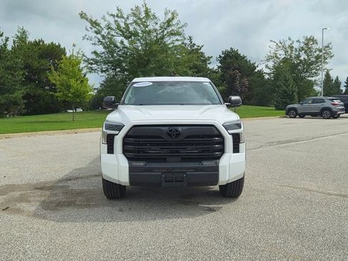 Used 2023 Toyota Tundra SR5 AWD/4WD image 2
