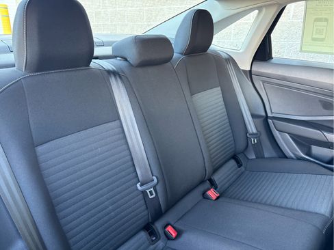 Used 2025 Volkswagen Jetta S image 22