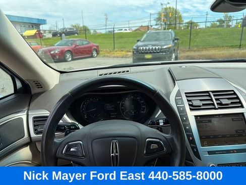 Used 2019 Lincoln MKZ Premiere FWD image 39