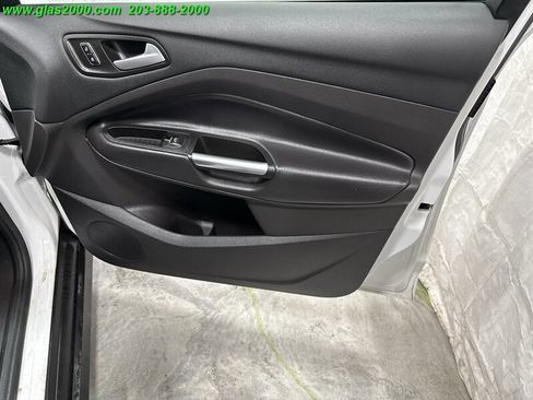 Used 2016 Ford C-MAX SE image 22