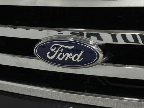 Used 2012 Ford Expedition XLT AWD/4WD image 37