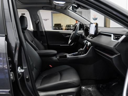 Used 2024 Toyota RAV4 Limited image 36