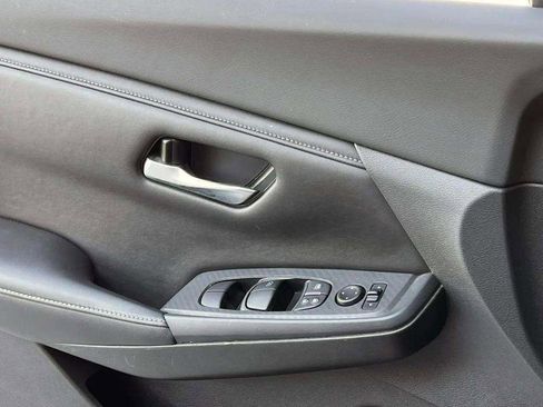 Used 2021 Nissan Sentra SV image 24