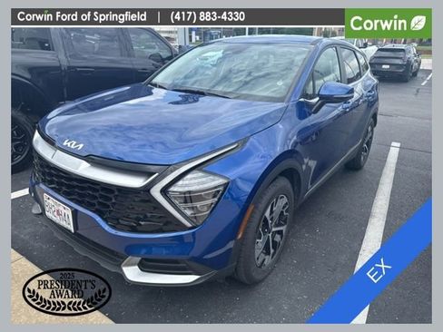 Used 2024 Kia Sportage EX FWD image 1