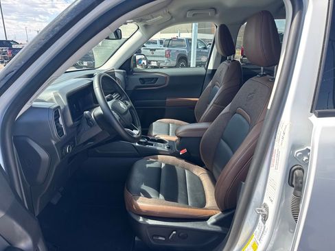 Used 2025 Ford Bronco Sport Outer Banks image 23