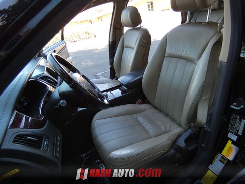 Used 2013 Hyundai Equus Signature RWD image 54
