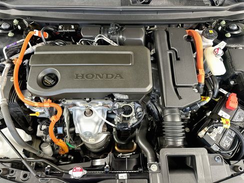 Used 2024 Honda Accord Sport image 32