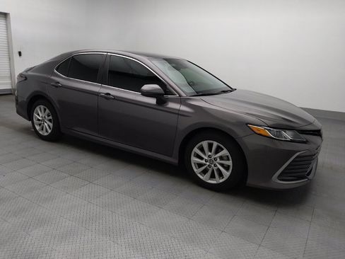 Used 2023 Toyota Camry LE FWD image 11