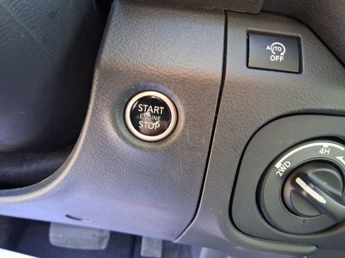 Used 2025 Nissan Frontier SV w/ SV Convenience Package AWD/4WD image 27