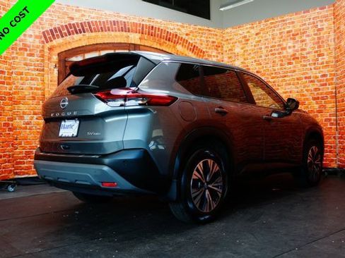 Used 2022 Nissan Rogue SV image 7