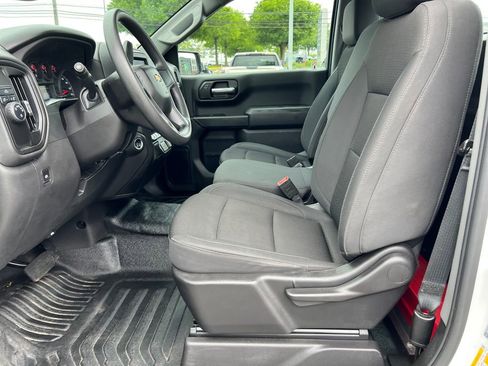 Used 2025 Chevrolet Silverado 1500 W/T RWD image 9