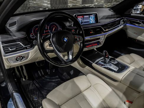 Used 2019 BMW 740i xDrive w/ Executive Package AWD/4WD image 2