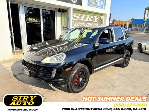 Used 2010 Porsche Cayenne AWD/4WD image 1