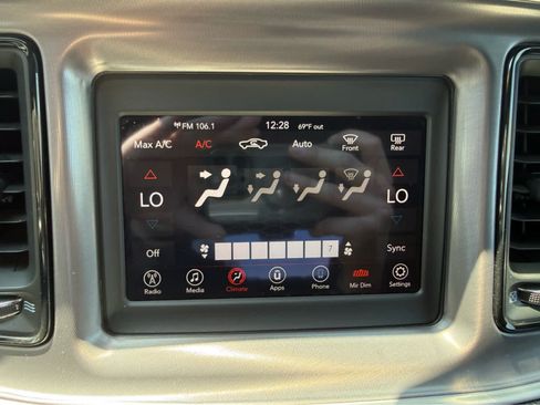 Used 2019 Dodge Challenger SXT AWD/4WD image 19