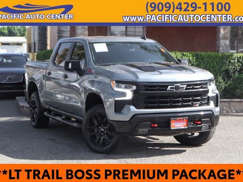 Used 2024 Chevrolet Silverado 1500 LT Trail Boss w/ LT Trail Boss Premium Package AWD/4WD image 1