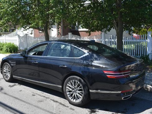 Used 2023 Genesis G80 2.5T image 8