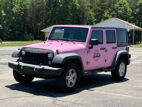 Used 2015 Jeep Wrangler Unlimited Sport w/ Quick Order Package 24S AWD/4WD image 8