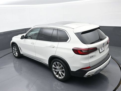 Used 2023 BMW X5 xDrive40i w/ Luxury Seating Package AWD/4WD image 33