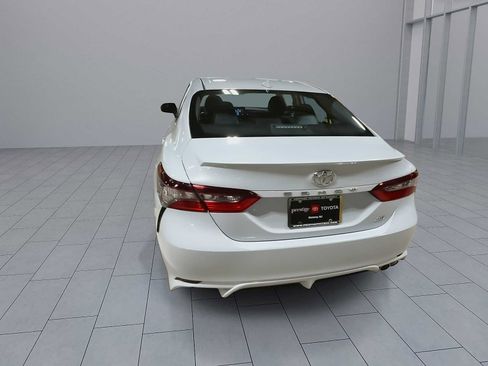 Used 2024 Toyota Camry SE FWD image 7