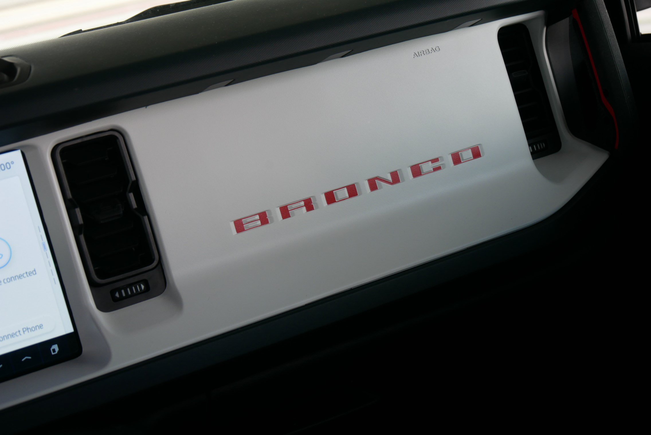 Used 2025 Ford Bronco Heritage Edition AWD/4WD image 37