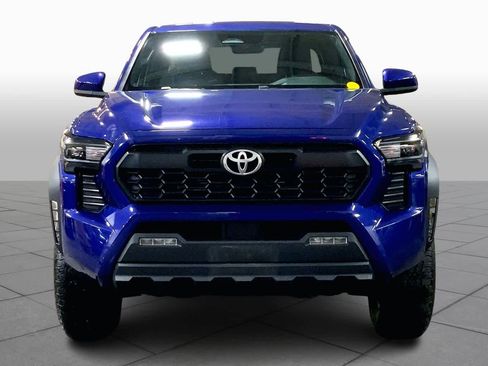 Used 2024 Toyota Tacoma TRD Off-Road image 3