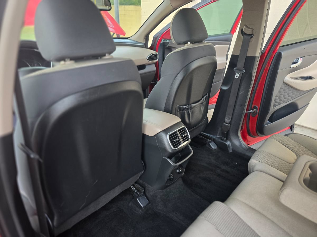 Used 2020 Hyundai Santa Fe SEL FWD image 35