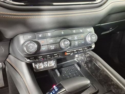 Used 2025 Dodge Durango R/T image 21
