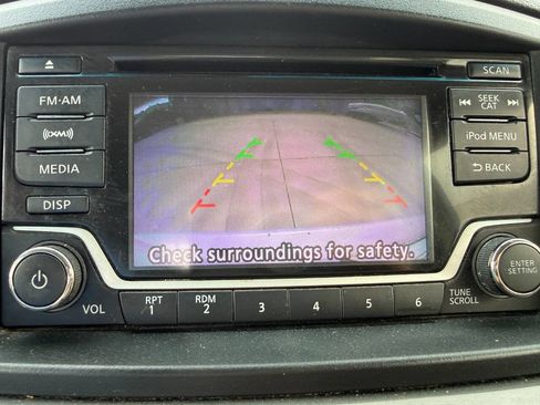 Used 2015 Nissan Quest SV FWD image 39